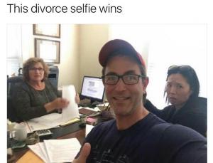This divorce selfie wins