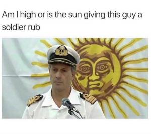 Am I high or is the sun giving this guy a soldier rub